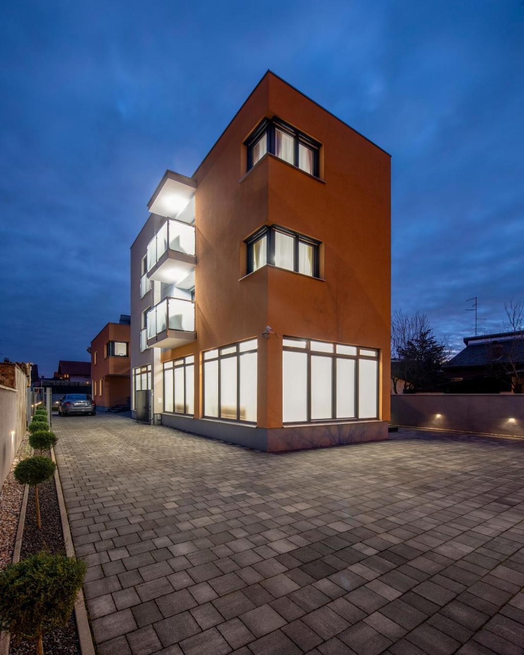 Ratkajec Luxury Apartments Varaždin Esterno foto